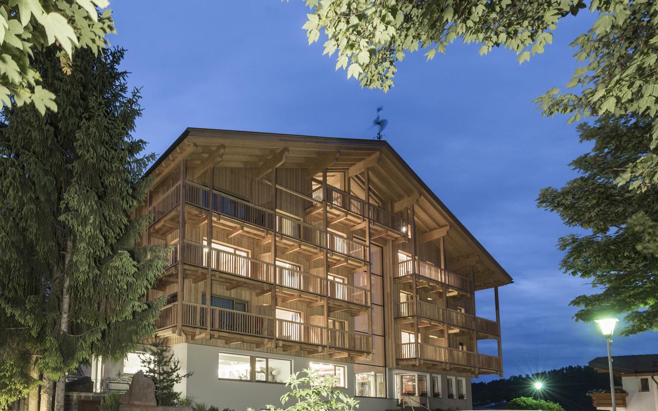Hotel Madonna Castelrotto Exterior photo
